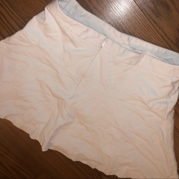 White Tennis Skirt Banana Republic - Picture 3 of 4